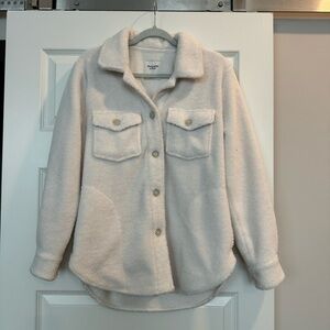 Women's Cream Sherpa Shacket